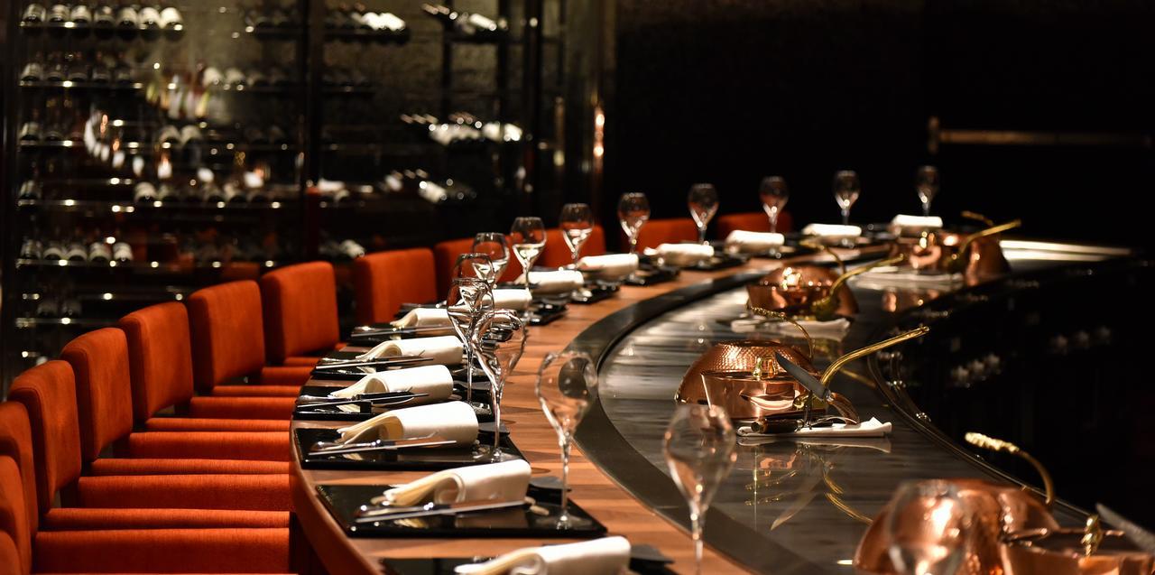 Silks Club Hotel Kaohsiung Exterior photo Restaurant in the Mandarin Oriental, Munich